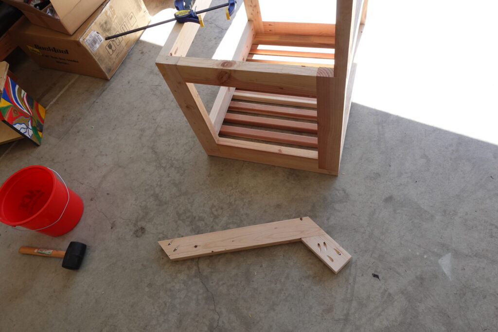 Layout Elbow joinery