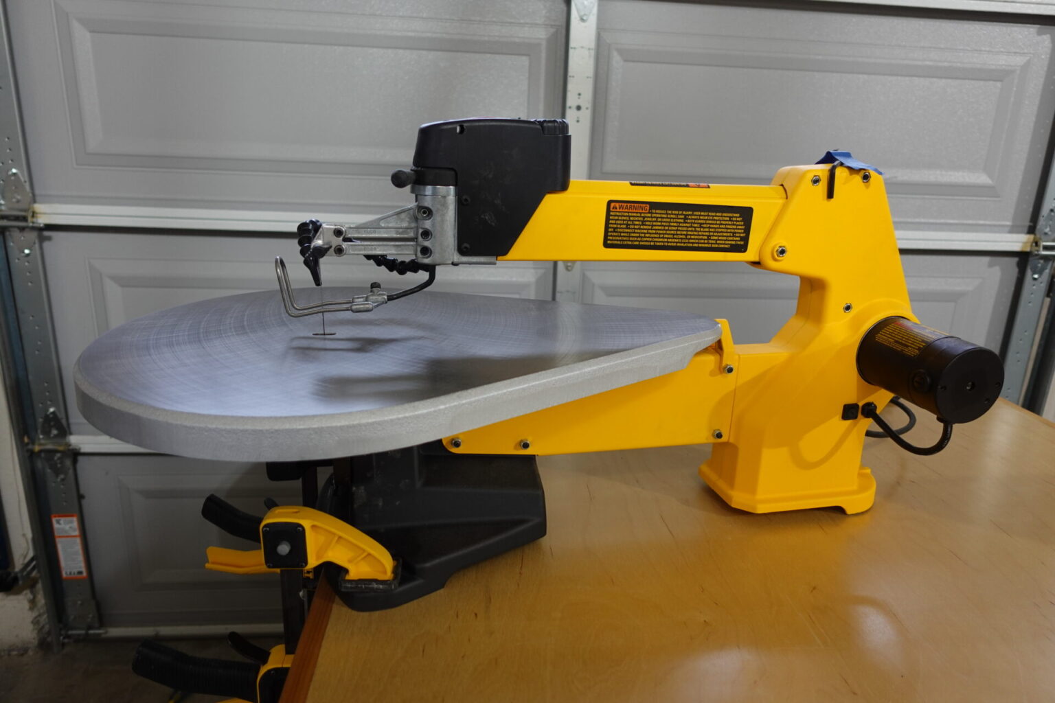 Scroll Saw Beast: DEWALT (DW788) 20-Inch Review - Timber Topia