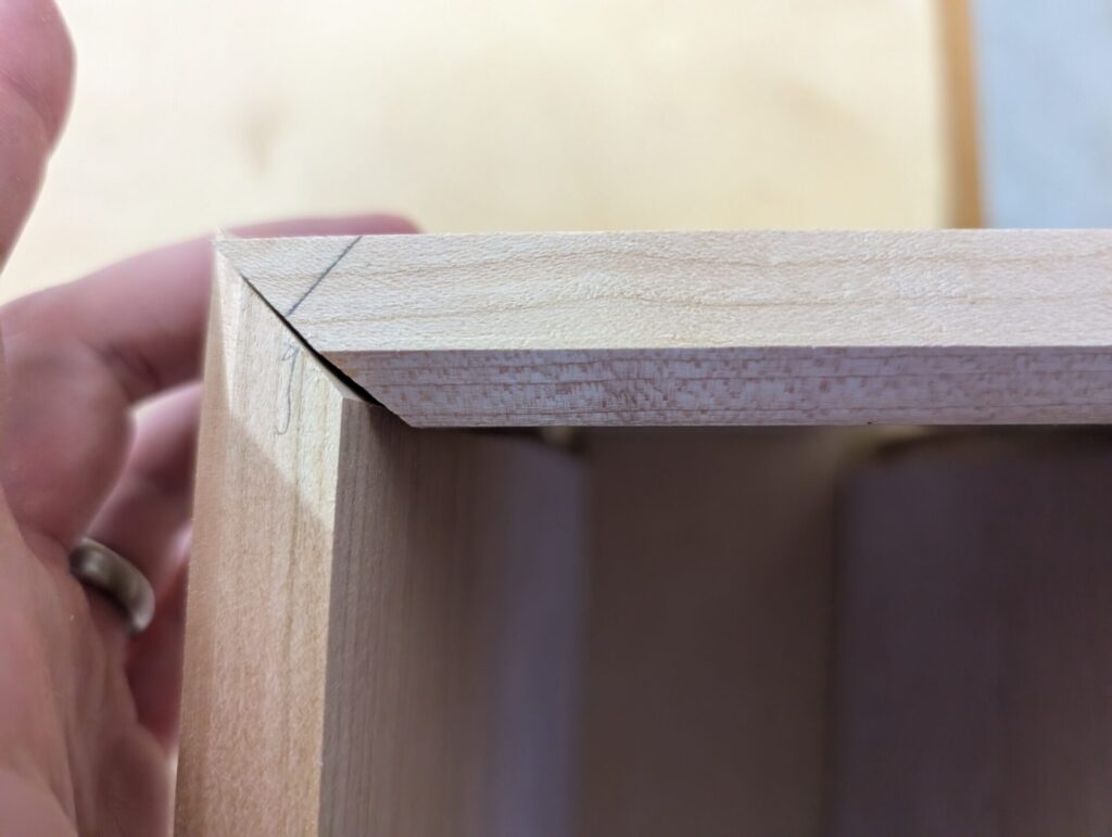 Edges need to routed on both ends